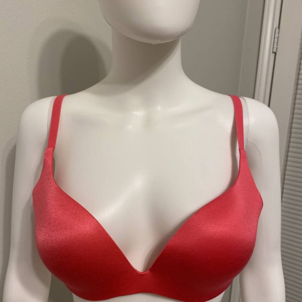 Victoria's Secret Sexy Push Up brassiere Hot pink 34D
